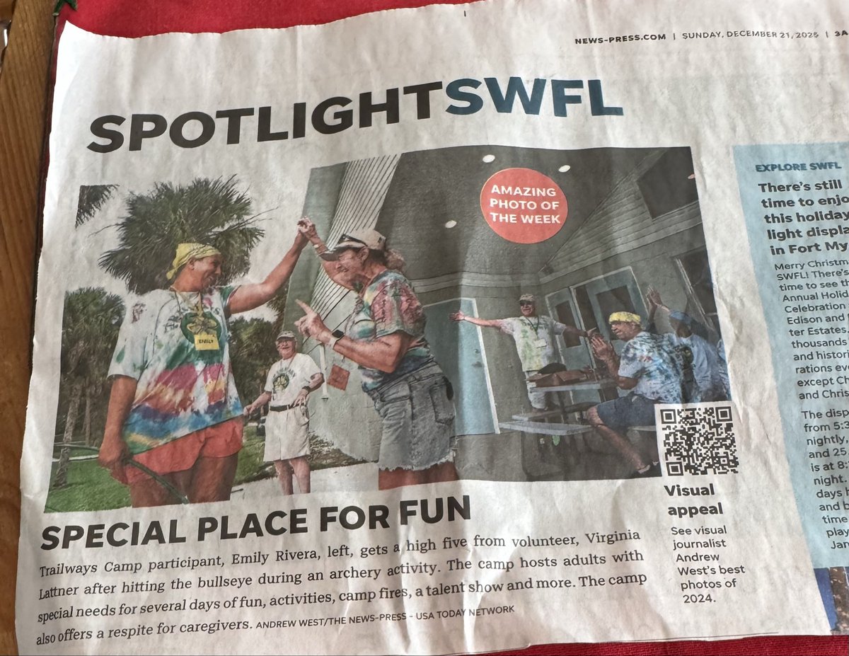 Say Merry Christmas with a scholarship gift.