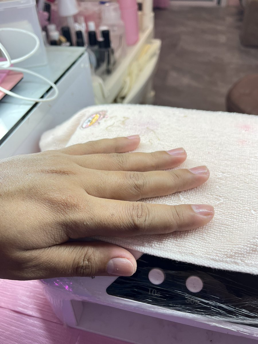bernardtalavera's tweet photo. my all time favorite nail color! 😍 https://t.co/a4PYvk3XgI