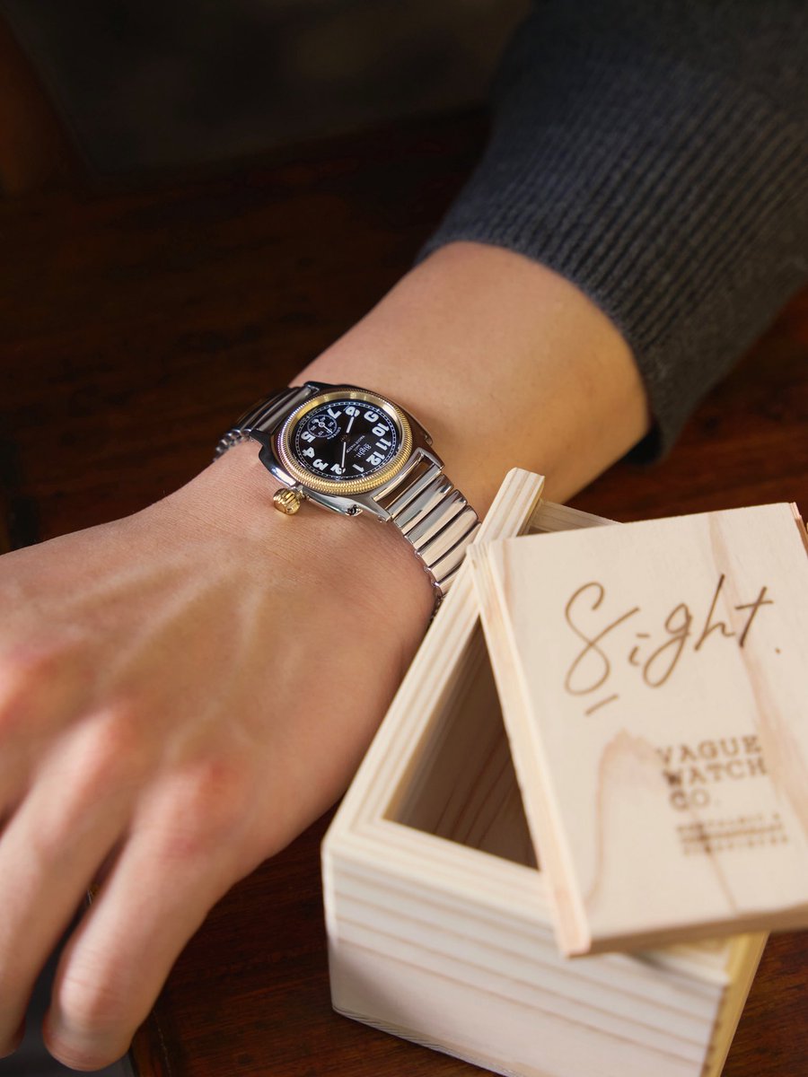 小柳さん専用 8ight.」×「VAGUE WATCH CO.」 コラボウォッチ【限定88個】発売決定