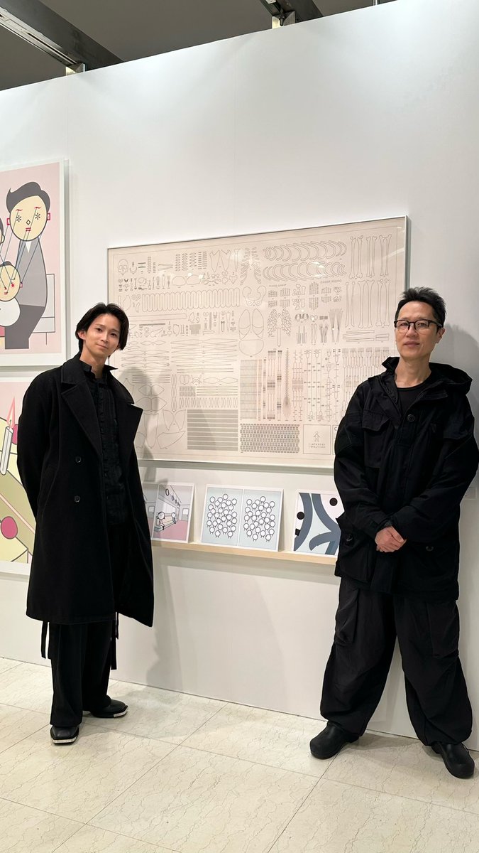 6lineK's tweet photo. 昨日は銀座グラフィックギャラリーで開催されている 中村至男 on graphic に。

まさかの中村至男さんご本人にもお会いできて、作品も説明もしていただき楽しかったです！
作品は面白くて、特にぼうやは一つの画面に1人分しかいないと聞くと鳥肌が止まらなかった...

@ggg_gallery #ggg #中村至男 さん https://t.co/PXbtbo80mq