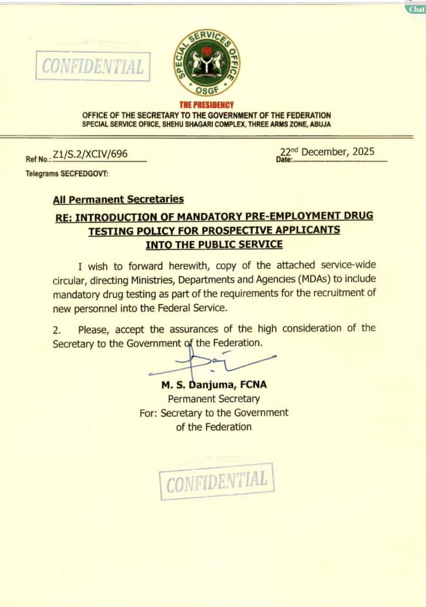 ChidiOdinkalu's tweet photo. ....Many politicians in #Nigeria will not qualify to enter the civil service. https://t.co/yDvCSh28cN