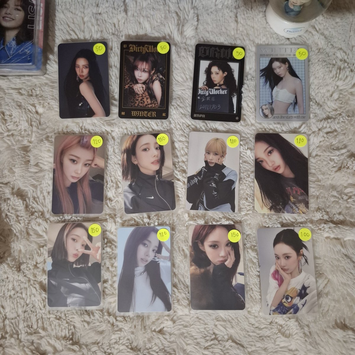papapasakorn_c's tweet photo. ‼️พร้อมส่ง‼️
ขาย TRADING CARD Aespa ✨️
   : 🌷 ) TRADING CARD ~
[KARINA,พี่น่า]
[WINTER,น้องหนาว]
[NINGNING,ชีหนิง]
[GISELLE,มาดามจือ]
#ตลาดนัดเอสป้า #ตลาดนัดaespa 𓏔  𐐪ї𐑂🌷 https://t.co/pQSolnNKtv