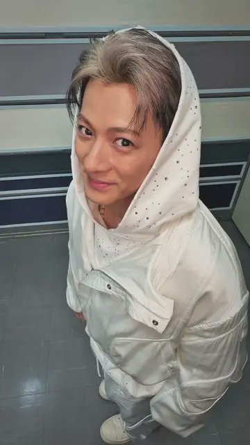 紫耀ページ Amazon.co.jp: Zoom in 平野紫耀 2 (Johnny's PHOTOGRAPH REPORT