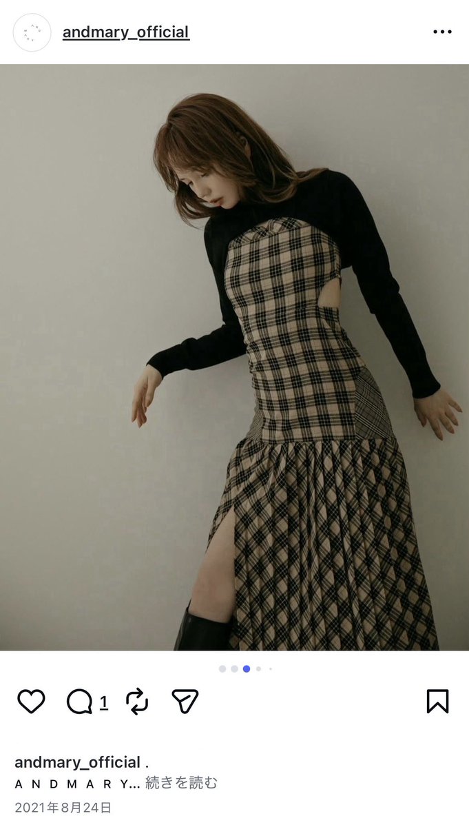 このandmaryのワンピースは何度か改良されているもので初代（左）から