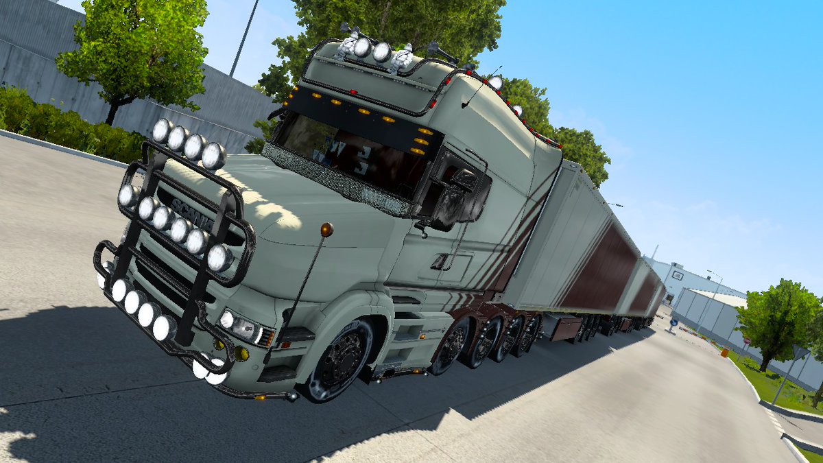 R e j u n e tweet media