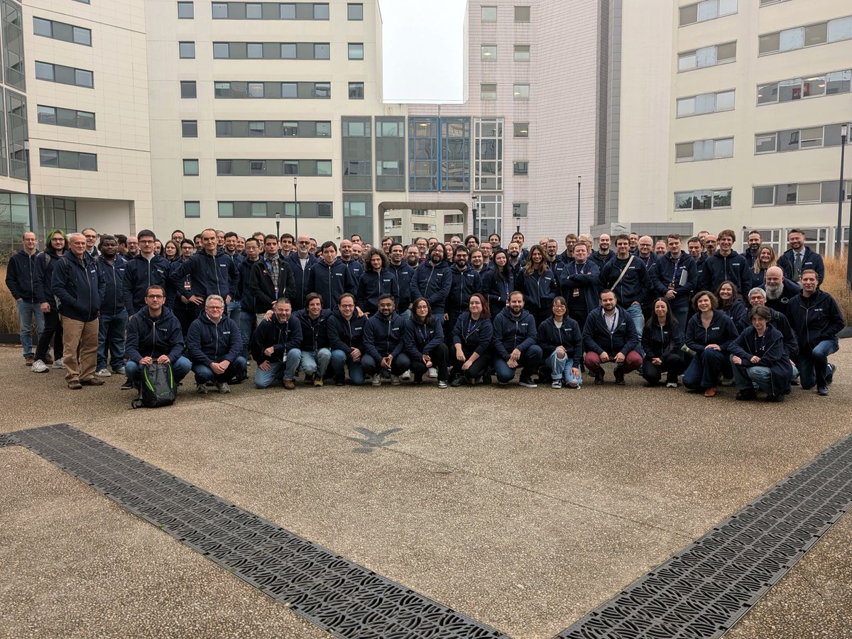 vatesfr's tweet image. Earlier this month the first VATES CAMP took place in Lyon. And what a pleasure it was to all be together! 🌟

Today, we are over 100, which reflects the strength of our community and the growing trust in our vision.

Huge thanks to everyone who made this possible!🚀🌌
