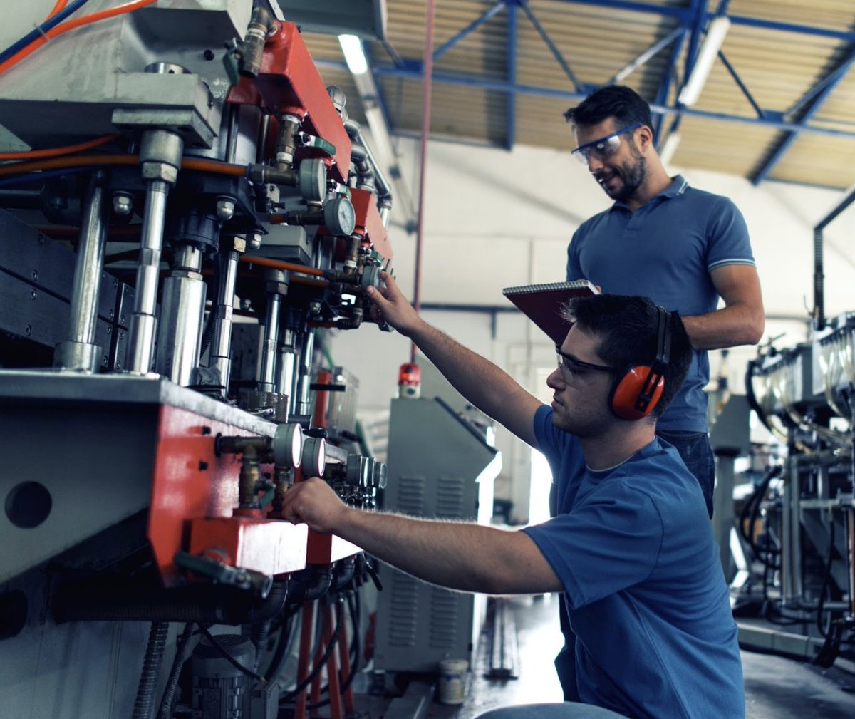 lh_travis's tweet image. Still relying on manual greasing? Our new blog explains why many teams resist ALS, and how automated systems improve uptime, safety, and ROI. Call us today to learn more.
lhtravis.com/facing-resista…
#LHTravis #EquipmentPerformance #LubricationSpecialists