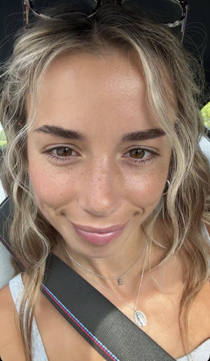 ctrlCASHdelete's tweet image. Rob just put a target on his back 💀

👁️🫦👁️

~ catfish findom manscam beta scamass catfishfindom scam drain ripoff catfishfindom ~