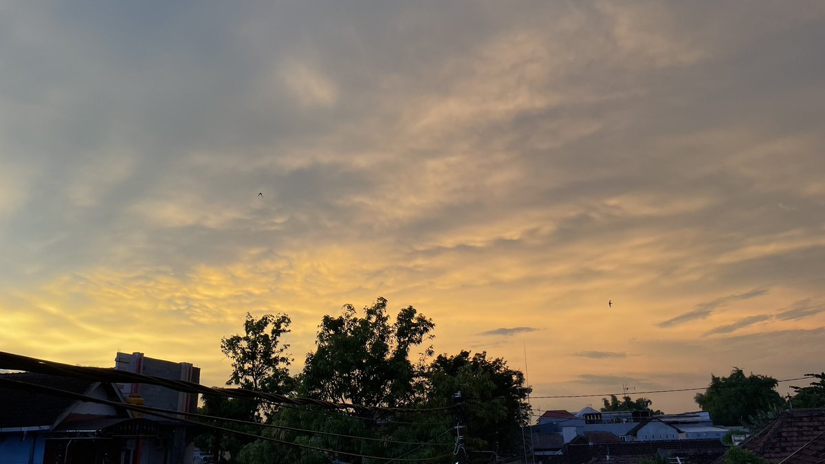 okelestgow's tweet image. day 1 pulang di sambutt view secakep ini