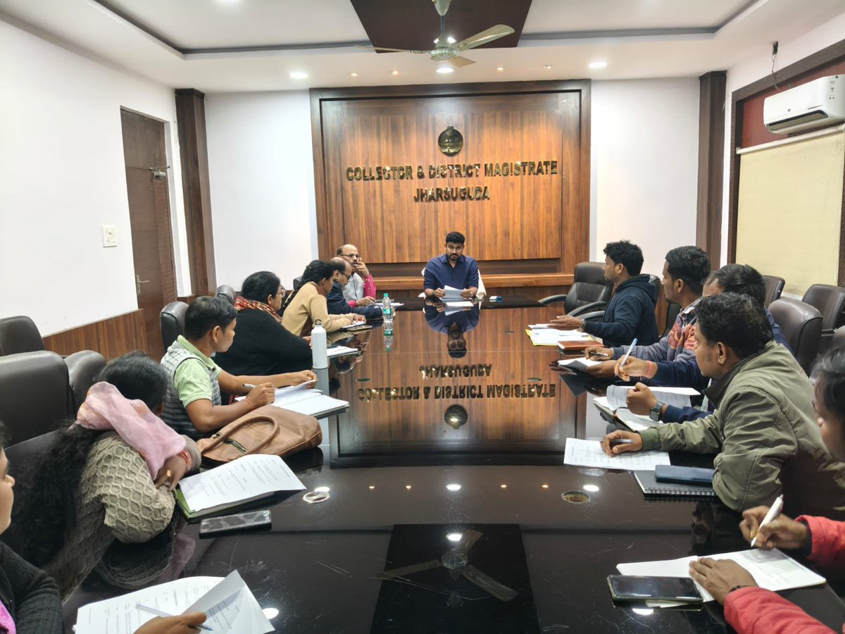 DSSOJharsuguda's tweet photo. Preparatory Meeting on Identification and Selection of eligible PwDs on distribution of e-Rickshaw under Chairmanship of the Collector Sir https://t.co/HvBgrnH22s
