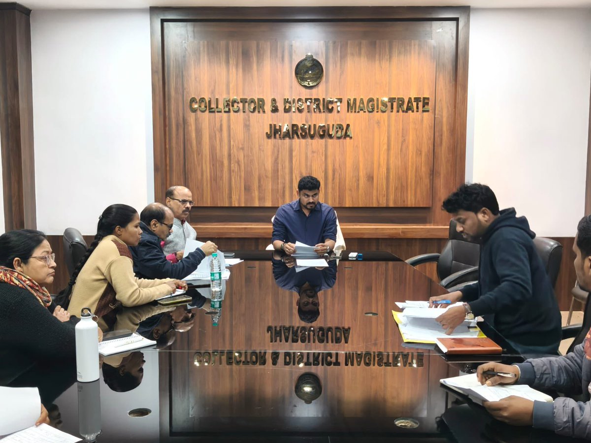 DSSOJharsuguda's tweet photo. Preparatory Meeting on Identification and Selection of eligible PwDs on distribution of e-Rickshaw under Chairmanship of the Collector Sir https://t.co/HvBgrnH22s