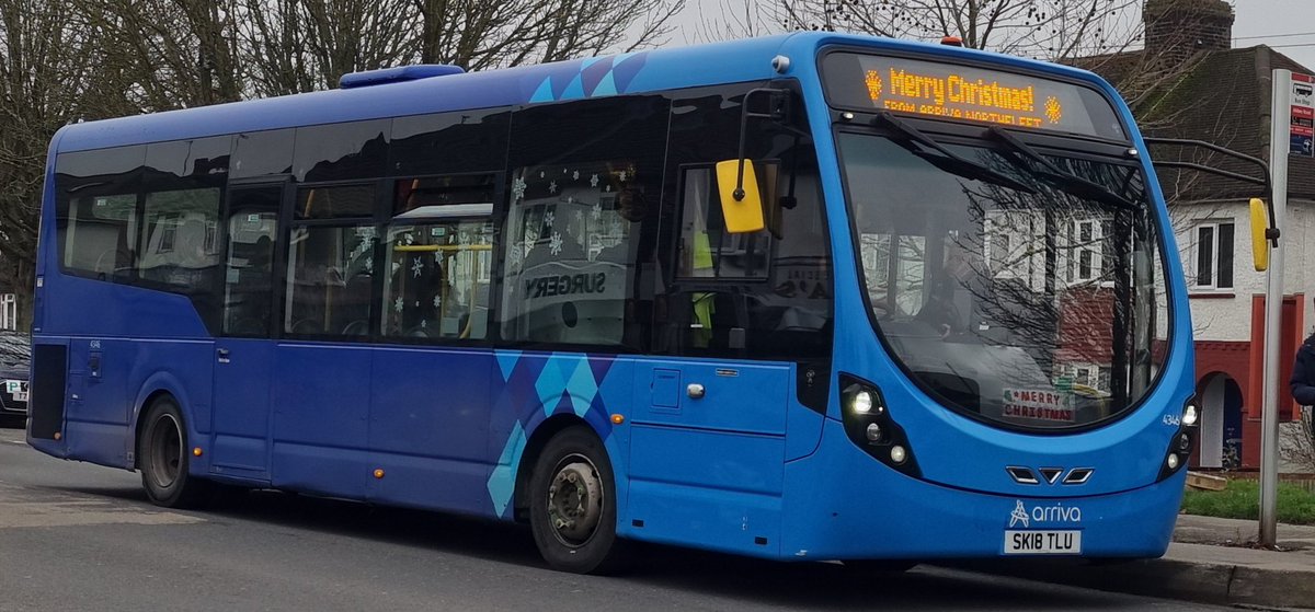 LegendaryLeighton09 tweet media
