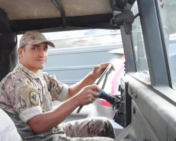 mmohsen1001's tweet image. (الجيش اللبناني: استشهد الرقيب الأول علي عبد الله ..
بيان الجيش يكشف كذب العدو)
العدو لم يكذب… قالها صراحة استهدف عنصراً يعمل في استخبارات الجيش اللبناني
يعني أعلن رسمياً استهدافه لمؤسسة الجيش.
السؤال البديهي: أين الدولة من هذا التطور الخطير؟