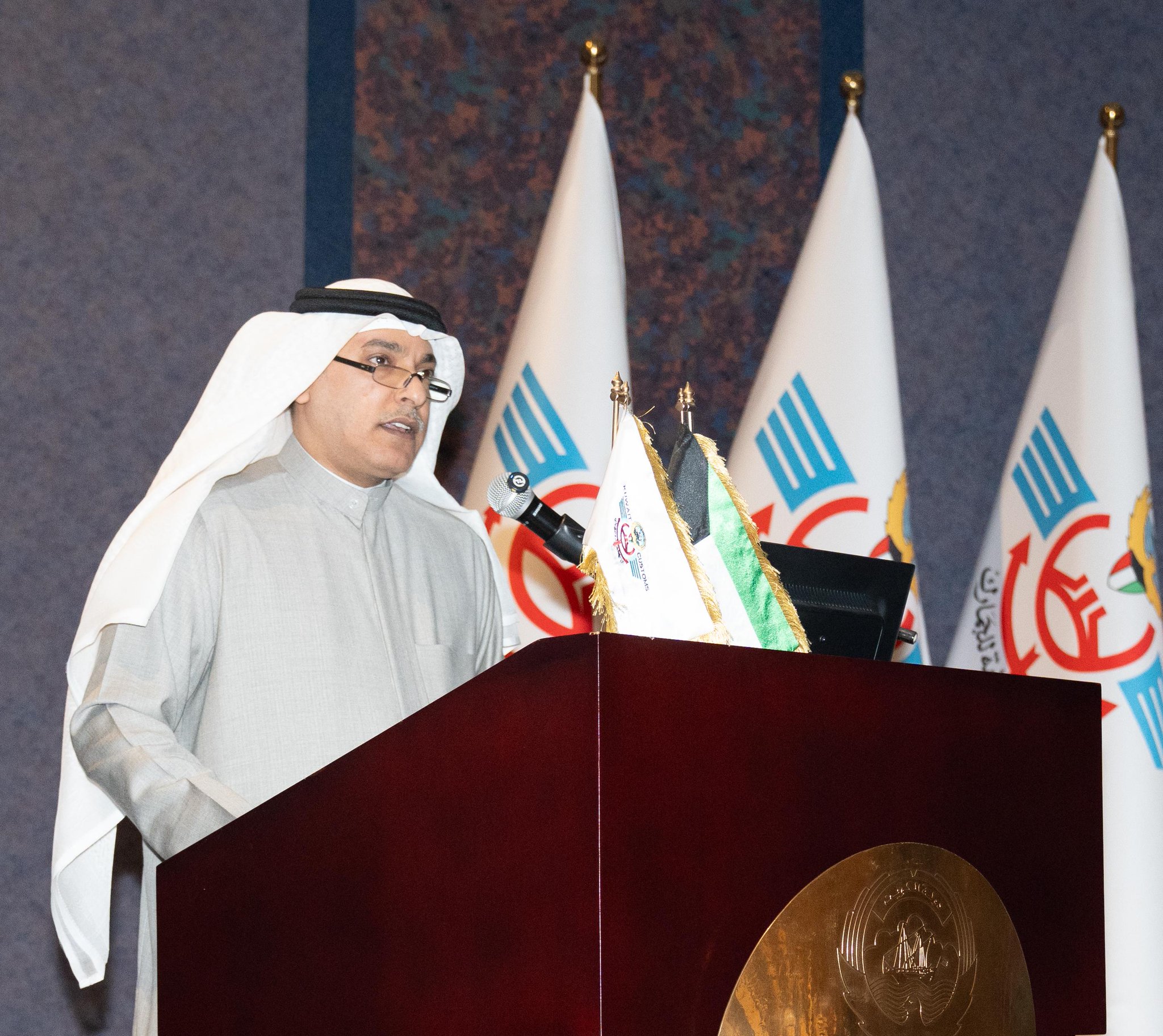 يوسف النويف: «الجمارك» خط الدفاع الأول في التصدي للمخدرات. خلال ندوة حول قانون المخدرات والمؤثرات العقلية الجديد. شدد على ضرورة تكاتف الجهود لحماية أمن المجتمع وسلامته 