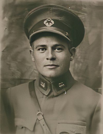 Karanlığın üzerine cesaretle yürüyen, aydınlığın simgesi Mustafa Fehmi Kubilay ve fedakar yol arkadaşları Bekçi Hasan Bey ile Bekçi Şevki Bey’i rahmetle anıyorum. Bıraktıkları mirasın bekçisi, Cumhuriyet devrimlerinin sadık neferiyiz!