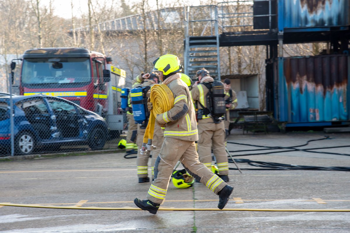 EastSussexFRS's tweet image. Here's the official introduction to our new recruits! You'll see them in #Hastings #Crowborough #Brighton #Hove #Lewes #Eastbourne #Newhaven
We wish them every success in their new careers!   
esfrs.org/new-wholetime-…