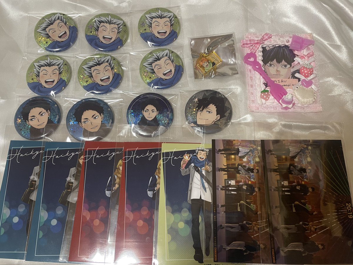 非売品‼️ 不二周助　11個セット　コスモワールド ホログラムカンバッジ 非売品‼️ 不二周助 11個セット コスモワールド ホログラムカンバッジ