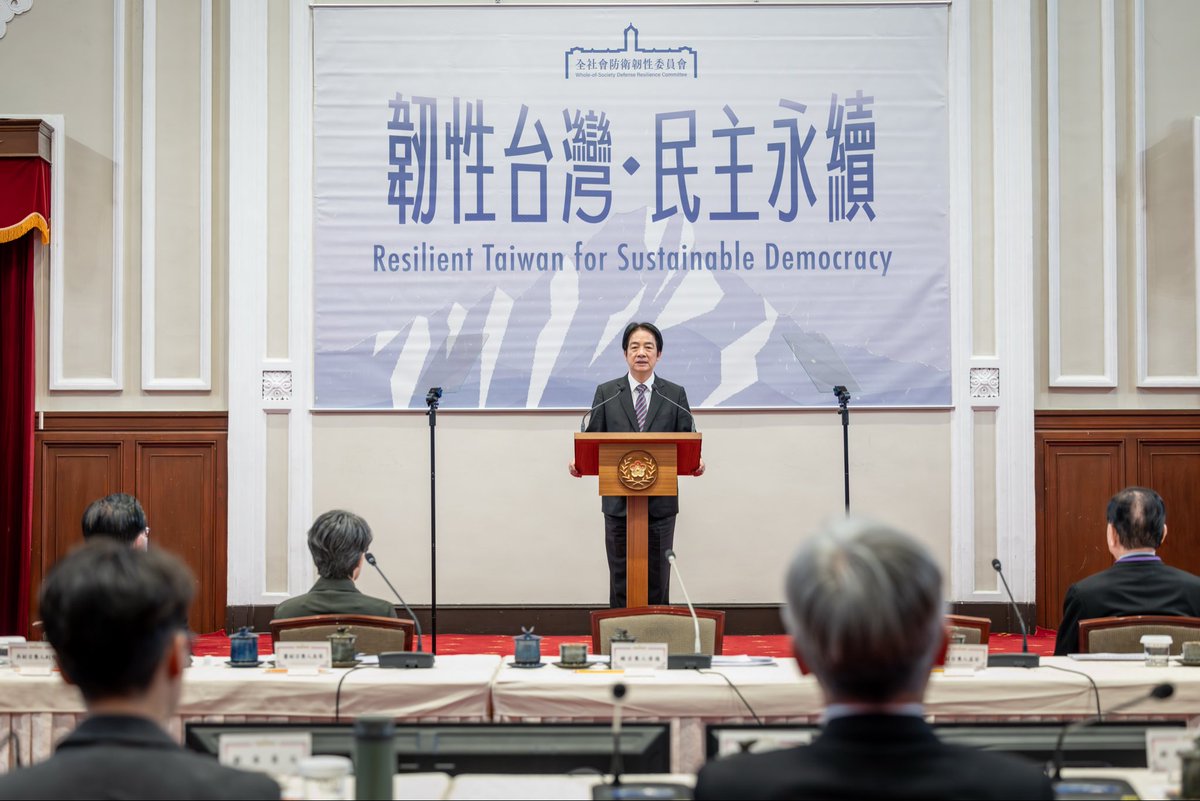 ChingteLai's tweet photo. At today’s Whole-of-Society Defense Resilience meeting, we reflected on the unwavering perseverance of our people through disaster response &amp; other efforts. That spirit, built on close collaboration &amp; int'l engagement, makes us confident in #Taiwan's civil preparedness. https://t.co/UaGFATwmaR