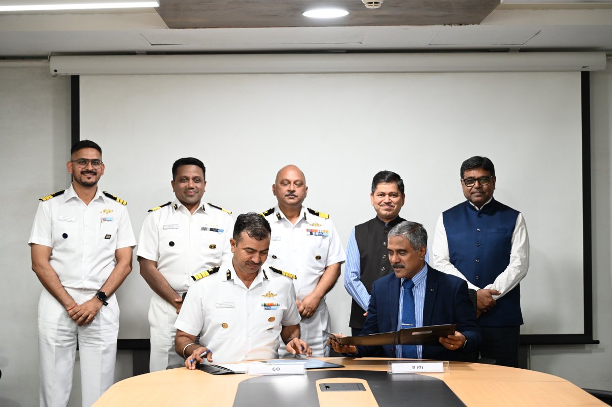 IndiaCoastGuard's tweet photo. @IndiaCoastGuard inducted its first Pollution Control Vessel #PCV Samudra Pratap under the two-PCV project at @goashipyardltd, #Goa today. The induction marks a major milestone in strengthening #India’s maritime #PollutionResponse and self-reliance in defence manufacturing. Indigenously designed, built and equipped with advanced weapons, pollution response systems, Dynamic Positioning and firefighting capabilities, Samudra Pratap has over 60% indigenous content, enhancing pollution control, maritime law enforcement, #SearchAndRescue, and #EEZ protection.
#AtmanirbharBharat #MakeInIndia