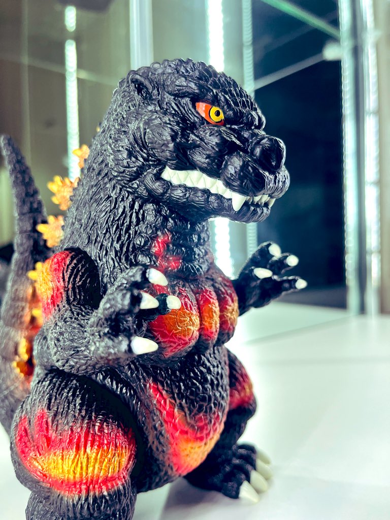 Fantazzzy TOYS　ファンタジートイズ バーニングゴジラ　デスゴジ 注目ブランド・Fantazzzy TOYSから「バーニングゴジラ」現る