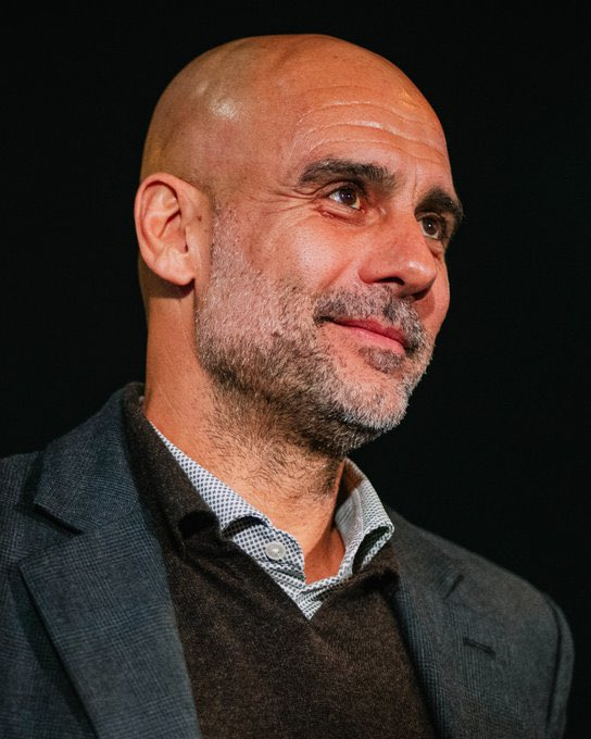 TouchlineX's tweet photo. 🚨🗣️ Sean Dyche: "Pep Guardiola monitoring the weight of his players over Christmas?"

"Is he weighing himself in do you think? One rule for one... Come on, Pep." https://t.co/KrCqkBykQb