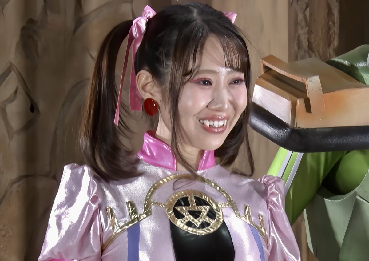 はしひろ tweet media