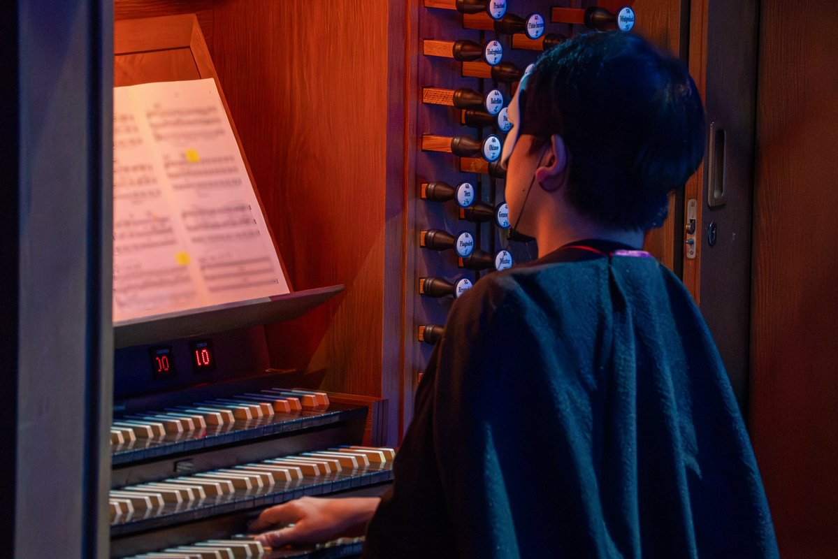 🔥公演終了🔥

12月23日開催
GACKT PHILHARMONIC 2025
魔王シンフォニー THE REVIVAL

伝説は、再び“現実”に。
圧倒的な音圧、静寂、そして歓声✨✨
この夜、この場所でしか生まれなかった瞬間。

ご来場の皆さま、ありがとうございました🎶

#GACKT 
#魔王シンフォニー 
#グランドフィル