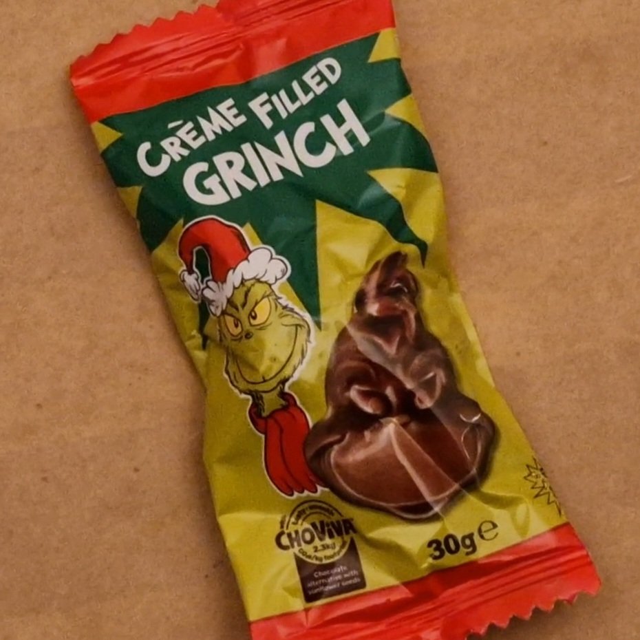 The Grinch has really made a big appearance over this Christmas season, let's open the creme filled Grinch. 
Home Bargains - 59p
youtu.be/48ln-r5YpL0
#CremeFilledGrinch #Grinch #Chocolate #Christmas #Review