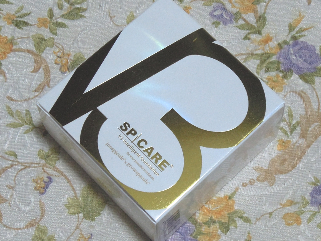 halulife's tweet photo. SPICARE様の「スピケア V3 インテリジェント ファンデーション」、軽くポンポンと肌にのせるだけで、肌に自然と馴染んで綺麗に仕上がりました。
セミマット感がありつつ瑞々しい使用感でいいなと思いました。
上質感のあるセミツヤ肌にみせてくれるような気がします。
#PR https://t.co/4tzsjdab9x