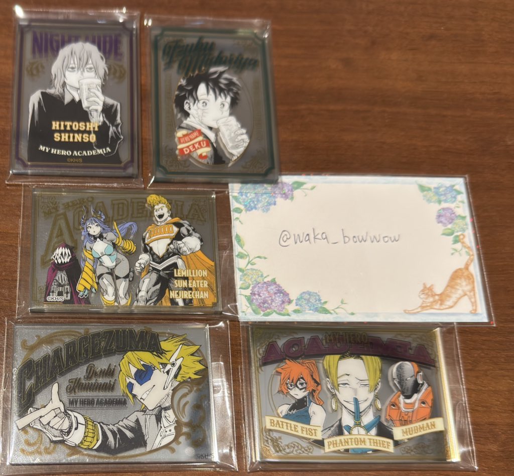 waka_bowwow's tweet photo. 僕のヒーローアカデミア ヒロアカ展
異種交換希望

【譲】パブミラー風 アクリルステッカー コレクション　緑谷、上鳴、心操、ビッグ3、物間(B組)

【求】異種　相澤、ホークス、切島

郵送にて交換希望。
検索からでもお気軽にお声掛け下さい。よろしくお願いします。 https://t.co/KLwbLGOjMf