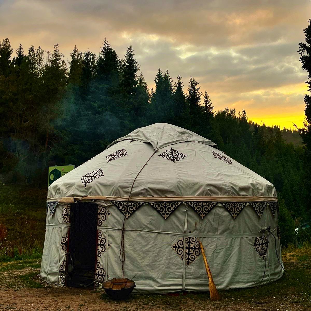 Geleneksel Türk kültürünün önemli unsurlarından biri olan kopuz çalgısı ile Türk topluluklarının tarihsel yaşam biçimini yansıtan yurt (çadır), UNESCO Somut Olmayan Kültürel Miras Listesi’ne dâhil edilmiştir. 

<a href="/Anadolu_Univ/">Anadolu Üniversitesi</a> <a href="/Adiguzel_Yusuf/">Yusuf Adıgüzel</a> <a href="/ayselky2/">ayselky</a>