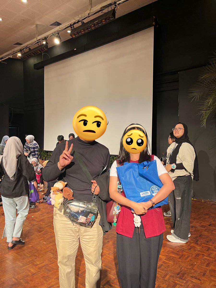 denimalovely's tweet image. Freebies terbaik dari @JaDiinProject dan adiknya Melani @RemahanBakwan_