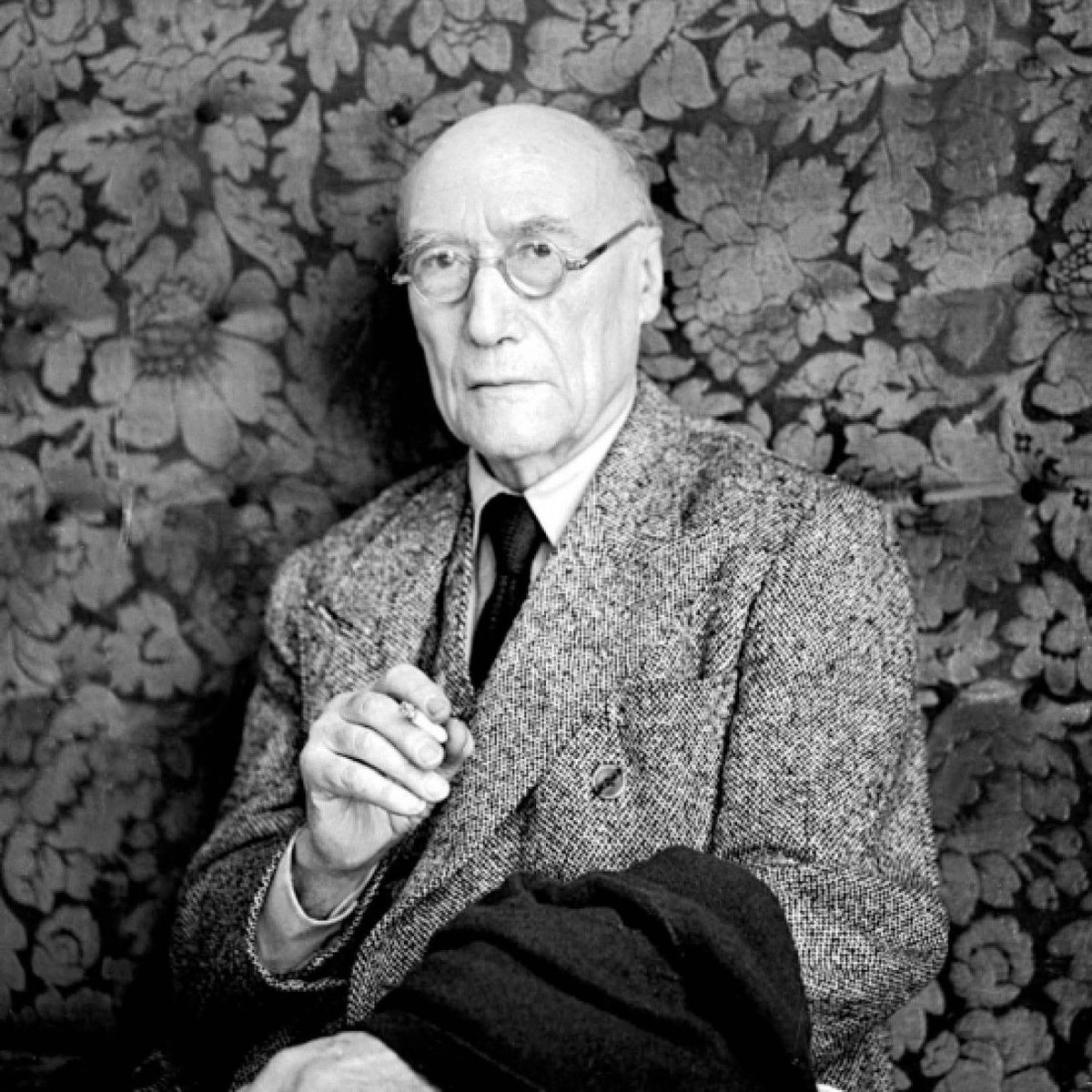 "Je viens de compter mes années et j’ai découvert qu’à partir de maintenant, j’ai moins de temps à vivre que ce que j’ai vécu jusqu’à présent…
Je me sens comme ce petit enfant qui avait gagné un paquet de bonbons : le premier, il le mangea avec plaisir, mais quand il s’aperçut