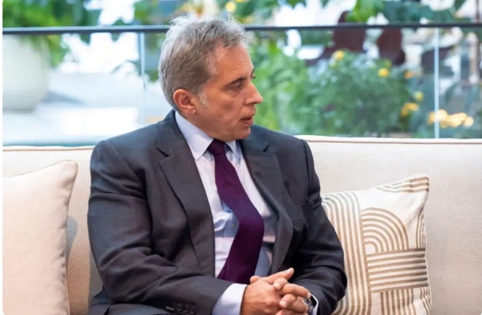 جعفر حسان في وزارة الخارجية 