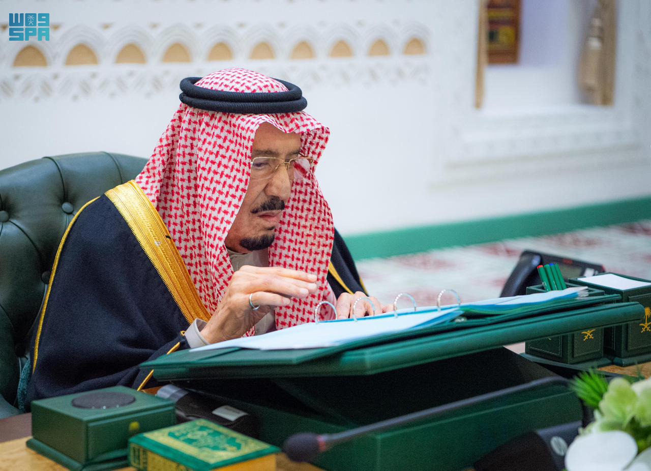 مجلس الوزراء يُجدّد التأكيد على ما توليه السياسة الخارجية للمملكة من أهمية قصوى لتوطيد الأمن والاستقرار الإقليميين، وحل النزاعات سلميًا، وتقديم المساعدات، وتعزيز الحوار بين الثقافات، ودعم المنظمات الدولية، إلى جانب توفير الظروف الداعمة للتنمية في منطقة الشرق الأوسط والعالم 