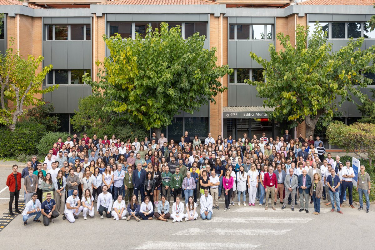 GTRecerca's tweet photo. 🔵 La recerca que transforma la salut es construeix amb persones

En l’any del 30è aniversari, l'IGTP reforça aquest compromís col·lectiu amb mirada de futur

Gràcies als més de 1.000 professionals que en formeu part per impulsar la recerca biomèdica! #IGTPteam

Bon any! 🙌🏼 https://t.co/0HMMuXN9aC