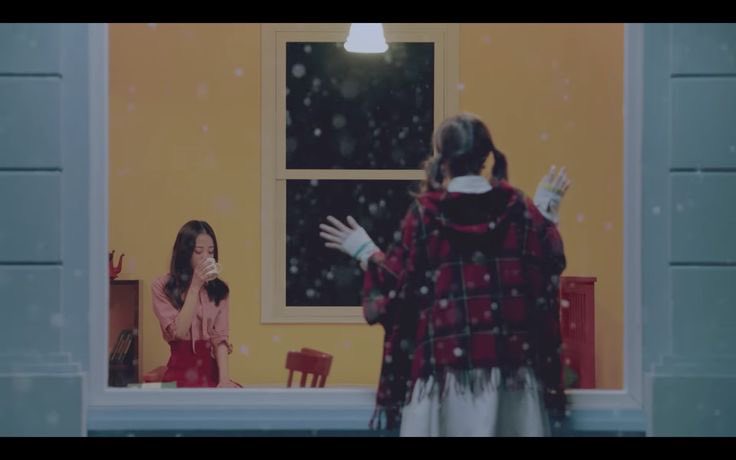 loona snoopy thinker tweet media