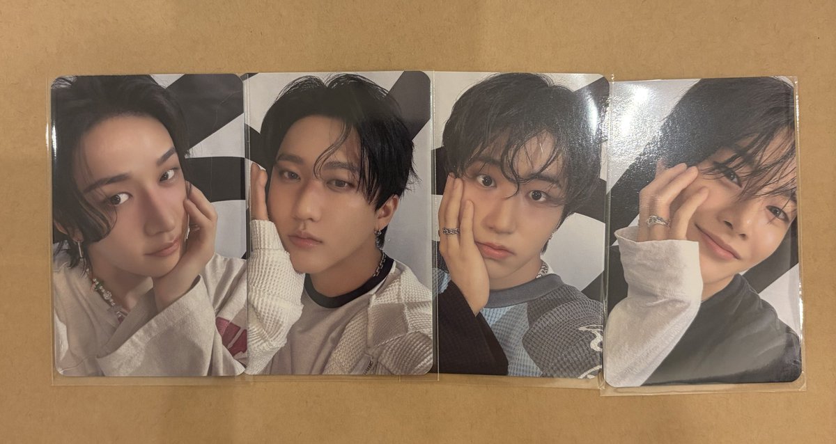 あのーFFさんでアンコンの購入特典トレカのオンライン↔︎オフライン