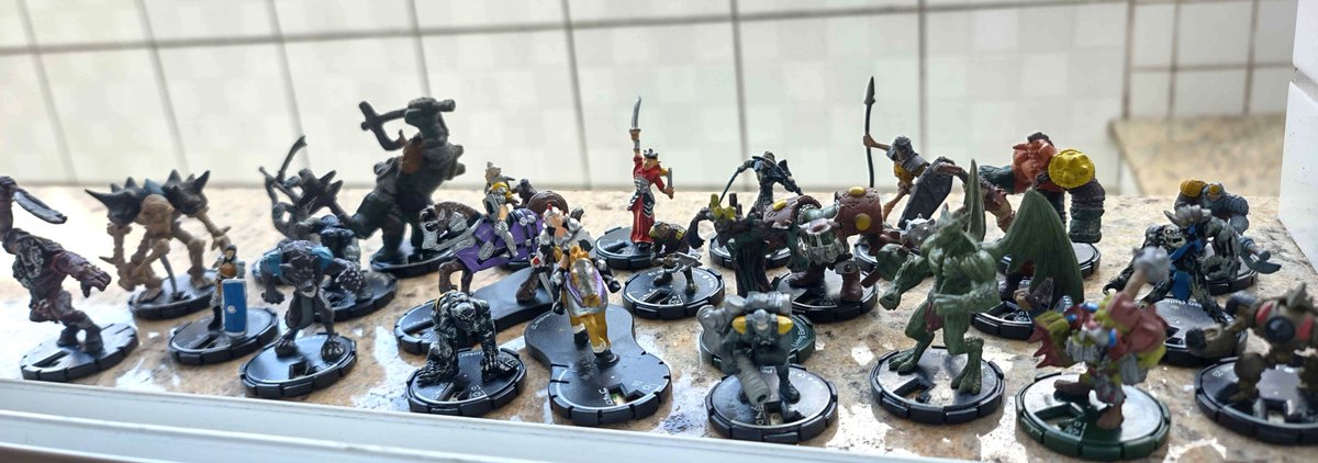 marethian's tweet image. I sadly couldn't find every piece of both collections in time, so these are just a few of them! Two collections that represent my childhood - the first being figures from 'McFarlane Toys' 🪆 They had some of the coolest realistic (but mostly horror-themed) ones around, and it was…