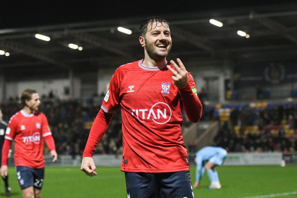 National League Lowdown tweet media