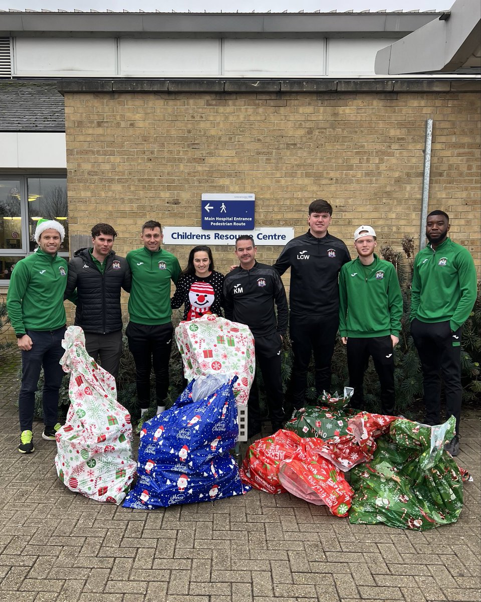 CorinthianFC's tweet photo. Christmas Gift Appeal 2025 🎁 

For the 5th year, we’ve been blown away by your generosity. Filling the women’s refuge with gifts yesterday, to delivering present to Children’s Resource Centre &amp; Willow Ward at @darent_valley_hospital today.

Merry Christmas 💚🤍 https://t.co/pa2PBdtuWJ