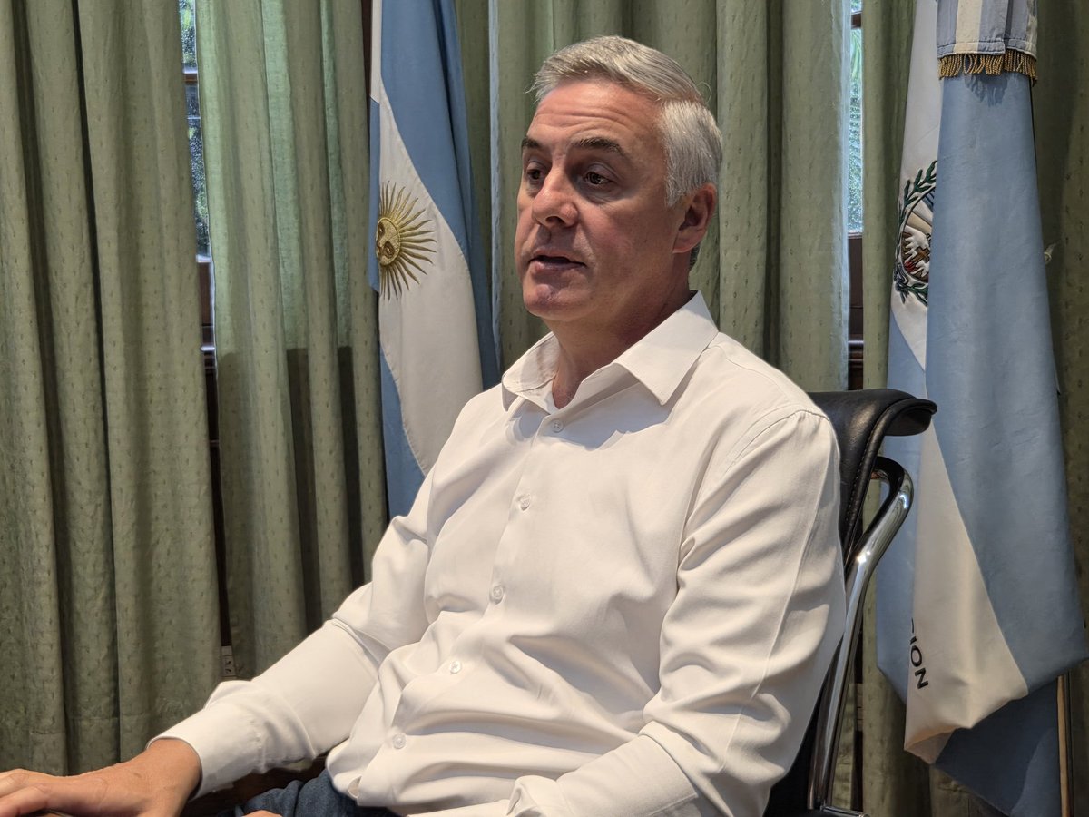El ministro de Producción, Esc. Walter Chavez, recibió al flamante Administrador General del ICAA, Ing. Sebastián Perborell.
Dialogaron sobre la articulación de acciones conjuntas para fortalecer la gestión de los recursos hídricos y ambientales de la provincia. 
<a href="/icaa_ctes/">ICAA</a>