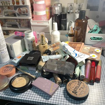 UIveevv's tweet image. 普段は見つからないのに、使わないときにこんなにたくさん出てくるんです