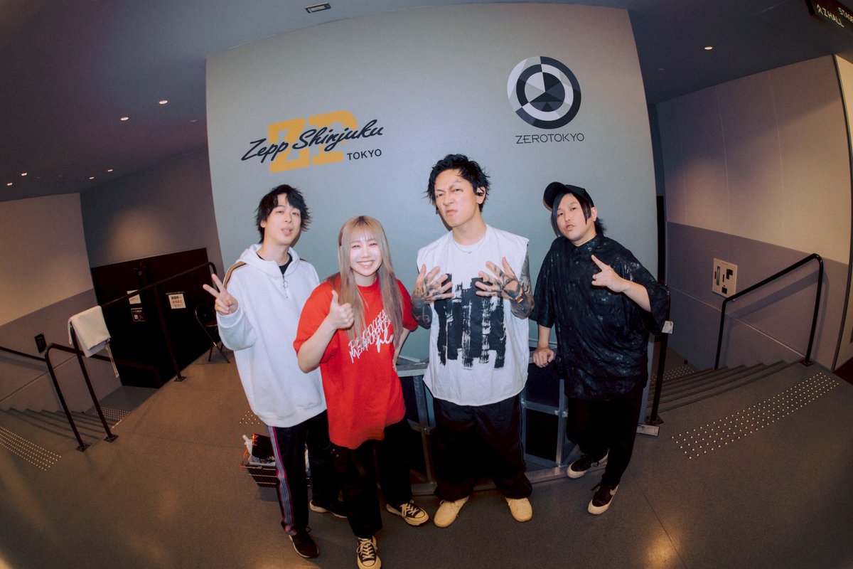 MOSHIMO tweet media