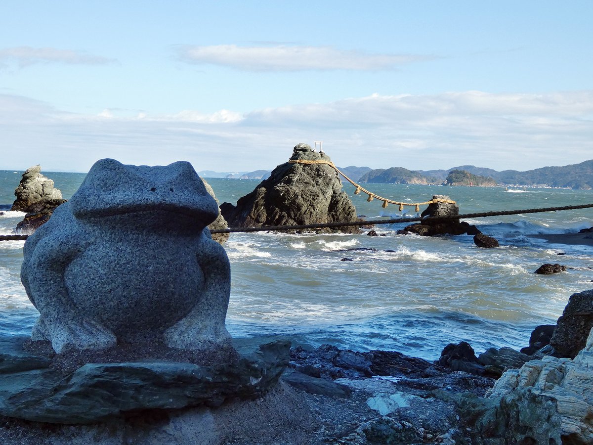 昨日のお伊勢さん参りの際に訪れた二見興玉神社。有名な夫婦岩のほか