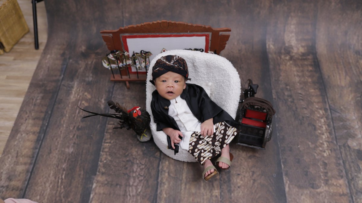 dasarum98's tweet photo. New born photoshoot, March 2024 👶🏻📸
MasyaAllah Tabarakallah, Allahumma Baarik✨🧡 https://t.co/Ns6sQiAoo9