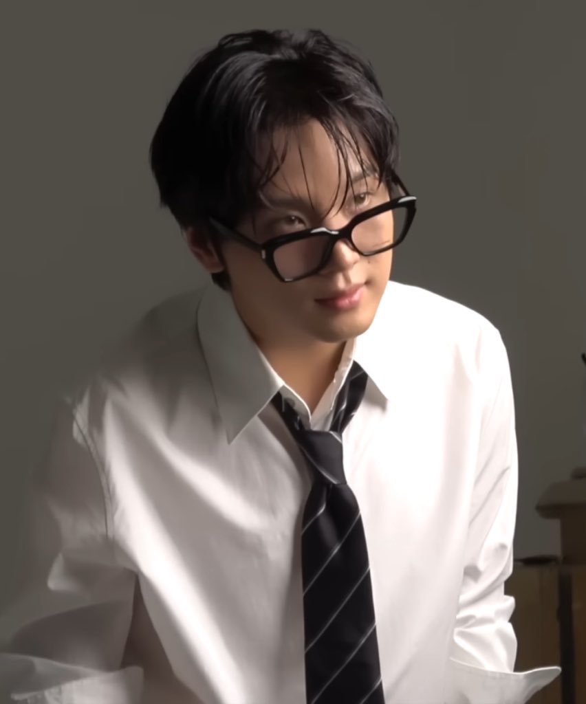 lnwmark every day i pray and cry tweet media
