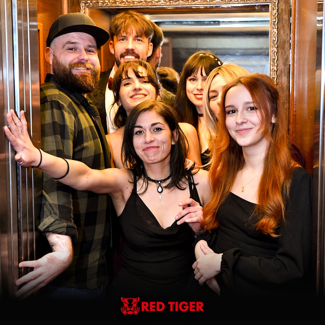 RedTigerGaming's tweet image. We put a pause on the slots and spent a night with some live casino classics to celebrate this year’s wins! 🎲

Our Christmas Party turned into a classy Casino Night that brought the team together.

We’re still counting the casino chips 🔥

#RedTiger #CasinoNight #ChristmasParty