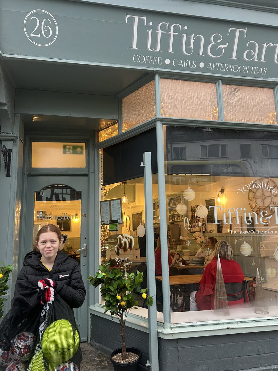 Chris Kirkham tweet media