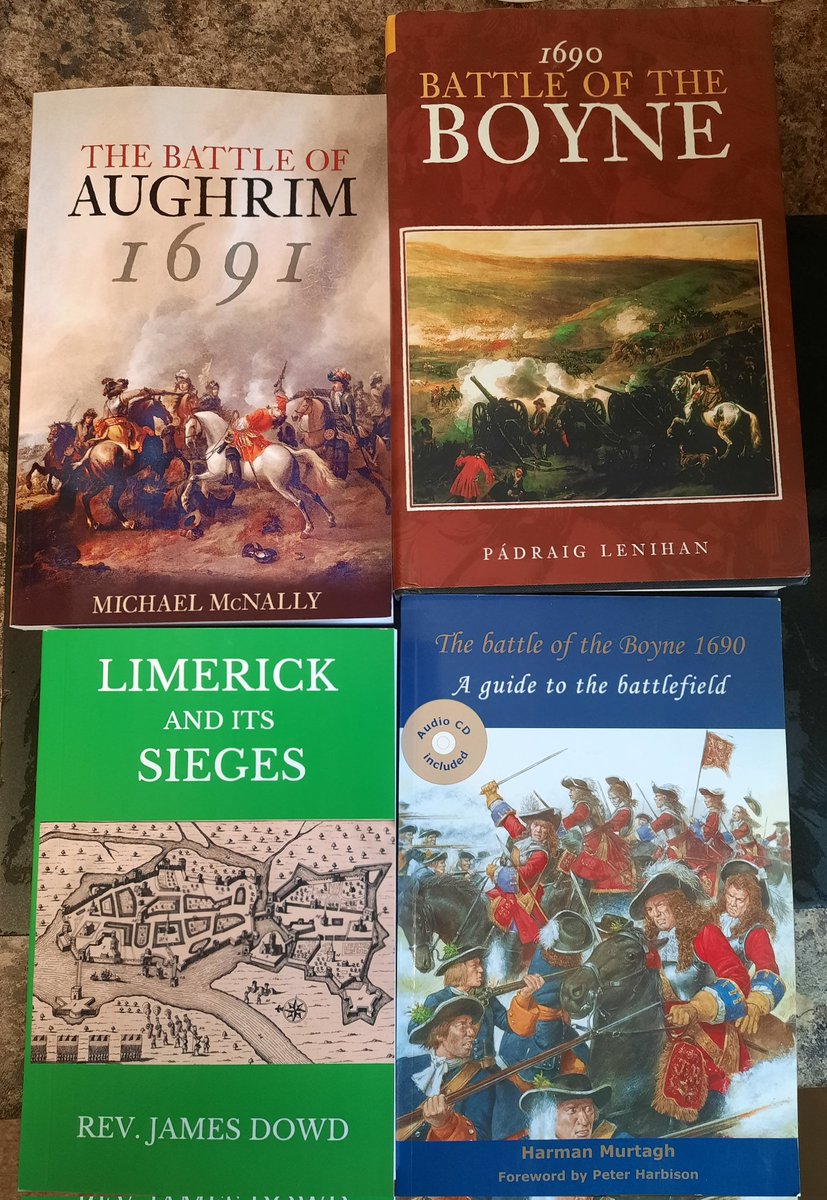 RalphBuick44's tweet photo. #books on #williamitewars  #Limerick &amp; its sieges, couple on #Battle of the #boyne by pair of great #irish #historians Pádraig Lenihan &amp; Harman Murtagh. Guide has CD too &amp; #Aughrim by the great historian Michael McNally. Helion edition is an update to this.  #ireland #history ☘️ https://t.co/AispS2SYbb